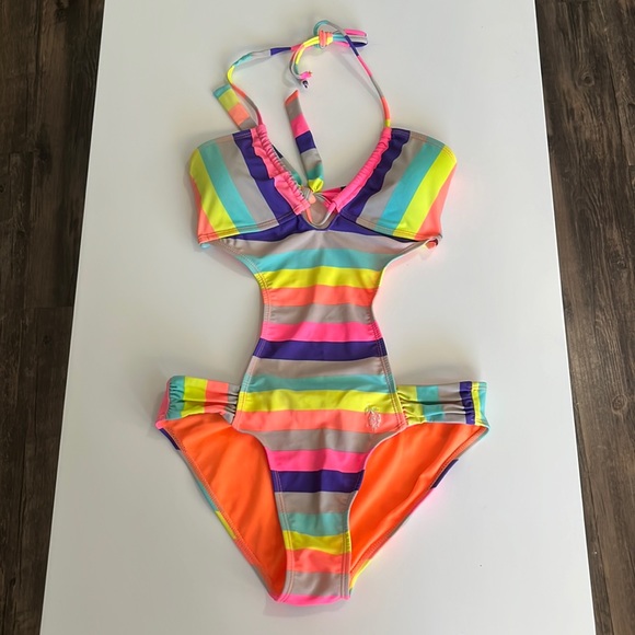 U.S. Polo Association Swimsuit - Picture 1 of 5